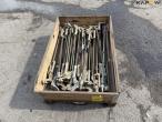 Locks for twin wheels 4