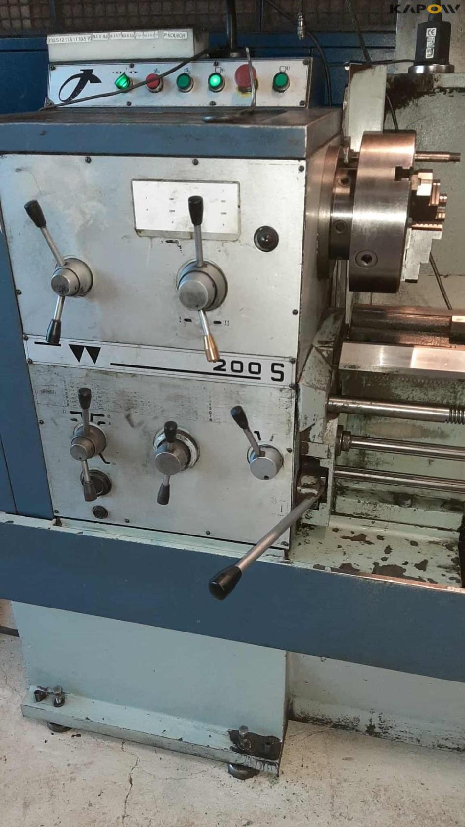 Labor 200S lathe with equipment 7