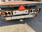 Flatbed truck with brakes on 1 axle 19