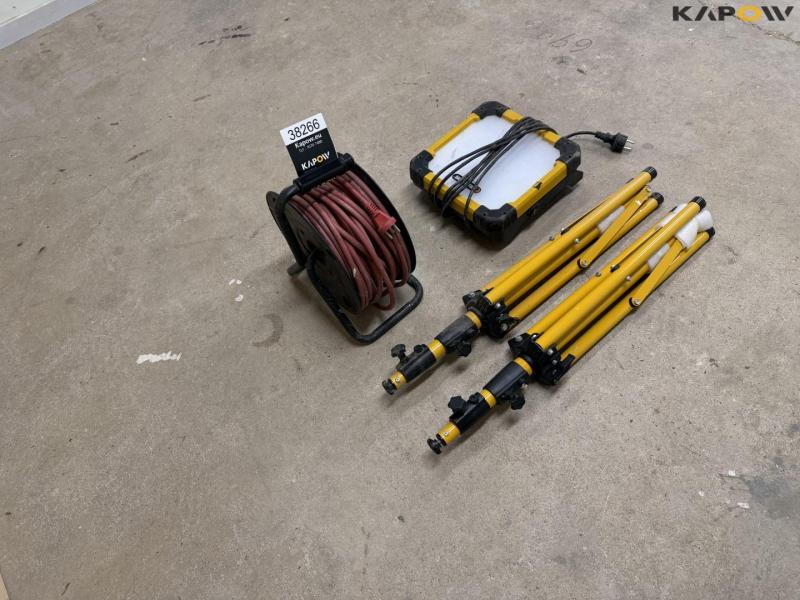 Lamps, stands and cable reels 5