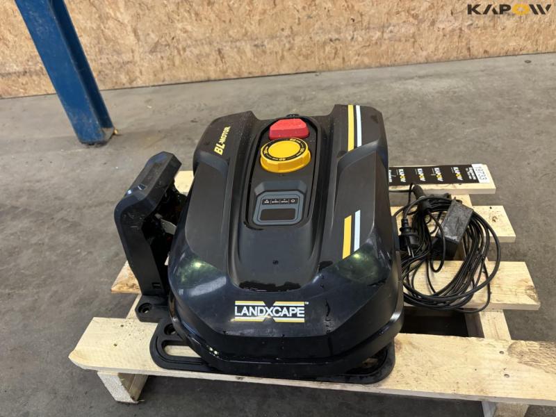 Landxcape LX791i robotic lawnmower 9