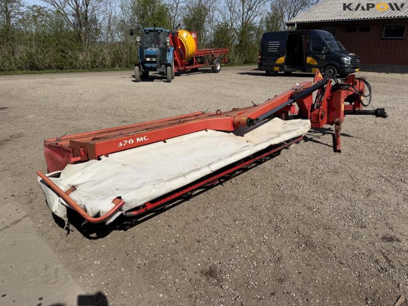 Lely 320MC mower 3