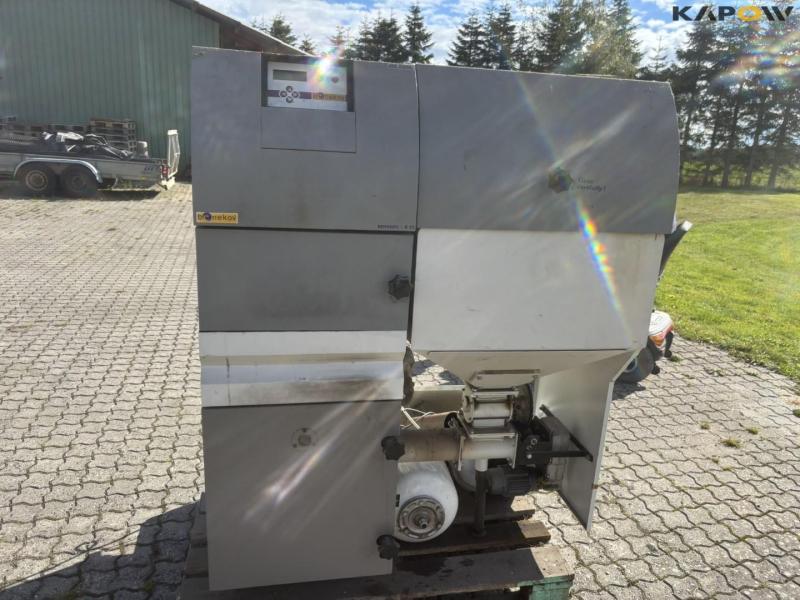 Liagro Benekov R15 wood pellet stove 8