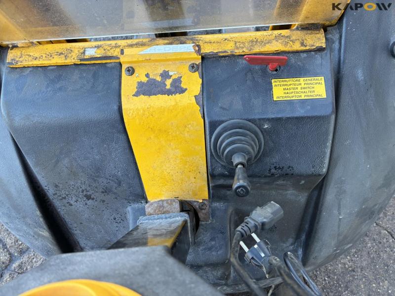 Lifter GX10/16 electric pallet truck 11