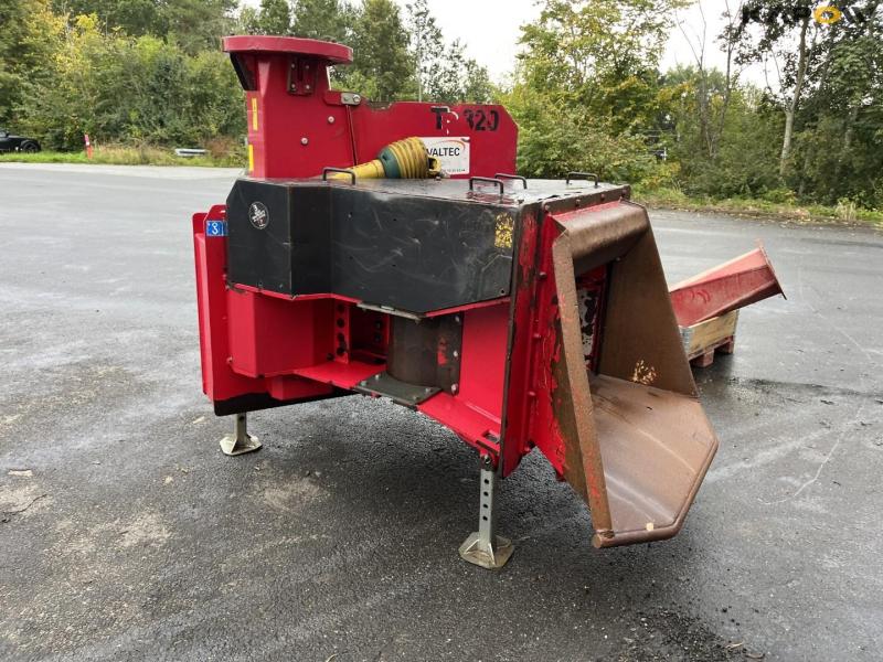 Lindana Tp320 wood chipper 7