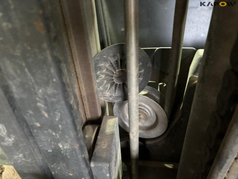 Linde E16 Electric forklift 17