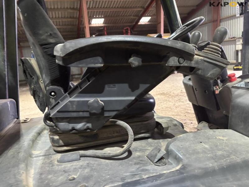 Linde E16 Electric forklift 27