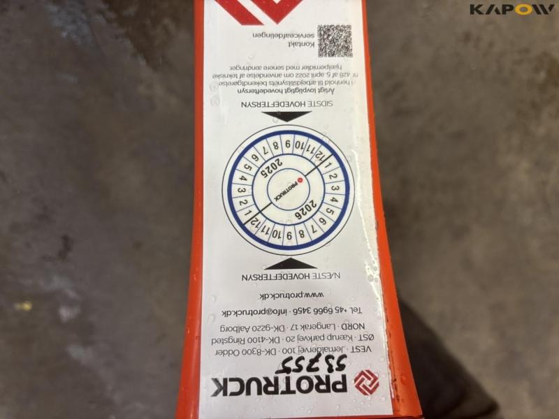 Linde T16 electric stacker 35