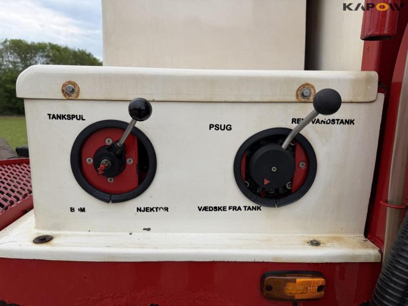 Lindus 7000-24 sprayer 48
