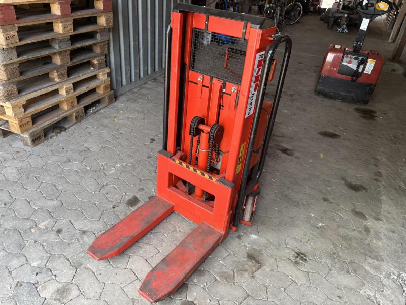 Logitrans LL 1000TE electric pallet truck 1