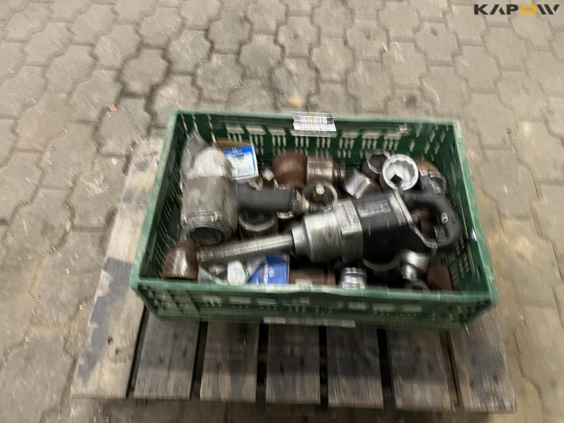 Air impact wrench with sockets 6