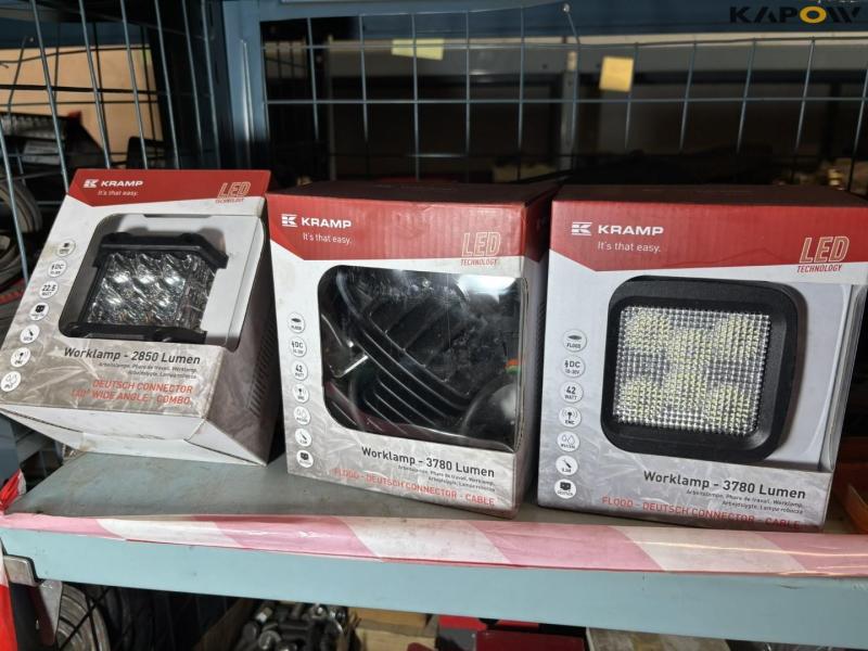 Lights and electrical items 25