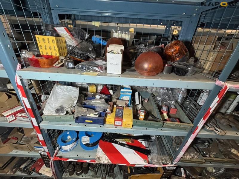 Lights and electrical items 30