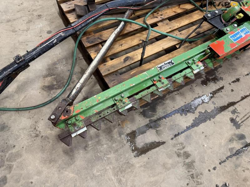 Mortar side knife 10