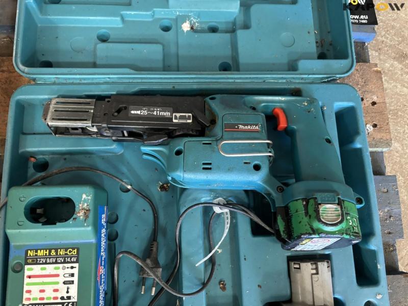 Makita screwdriver AKU 2