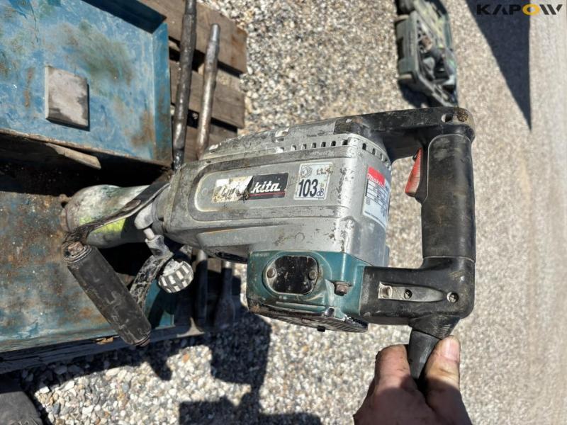Makita HM1304 concrete hammer 6