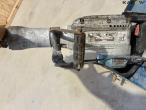 Makita HM1304 concrete hammer 14