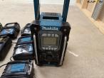 Makita radio, batteries and charger 10