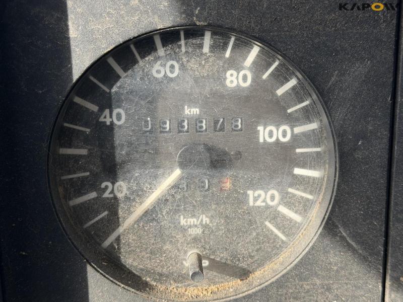 Man running workshop 22