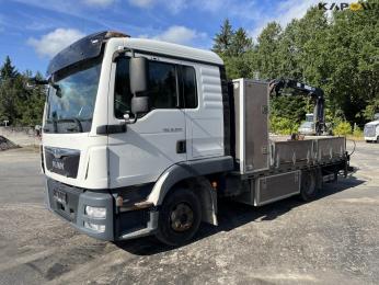 Man TGL 12,220 truck with HMF handy/340... 