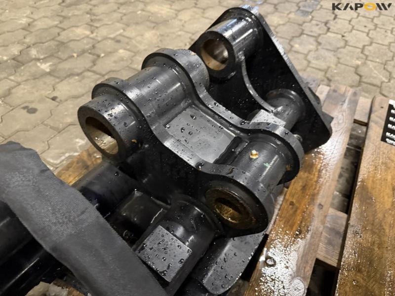 Manitou quick change 12