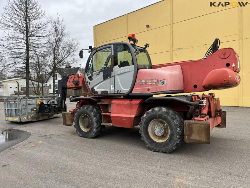 Manitou MRT2540 telescopic handler 6