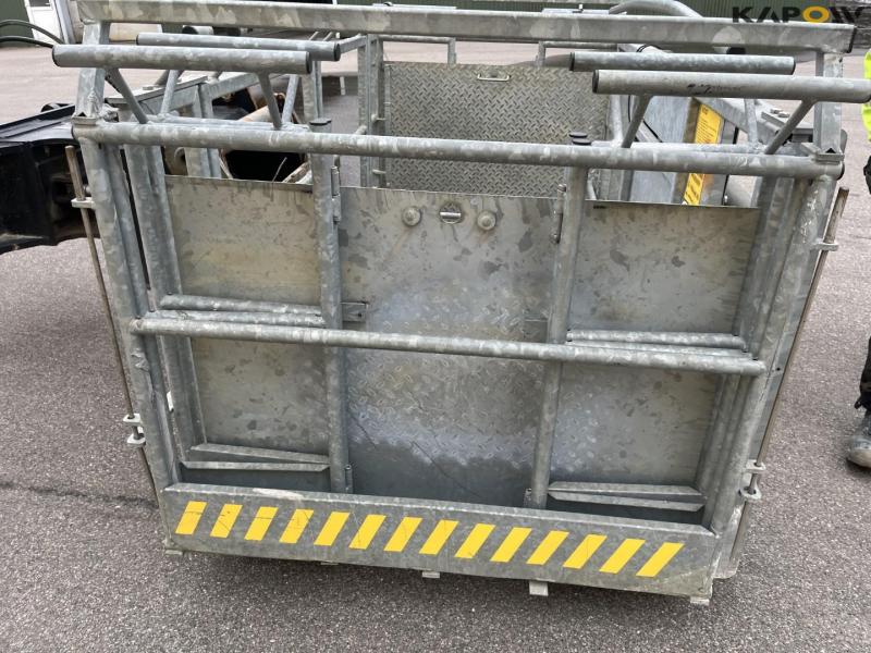 Manitou MRT2540 telescopic handler 24