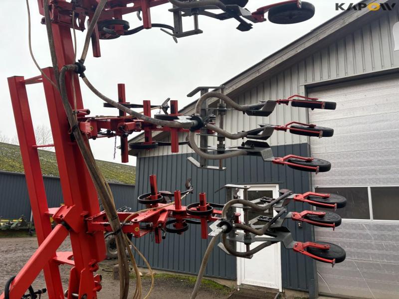 Maschio corn cleaner with HE-VA seed box 23