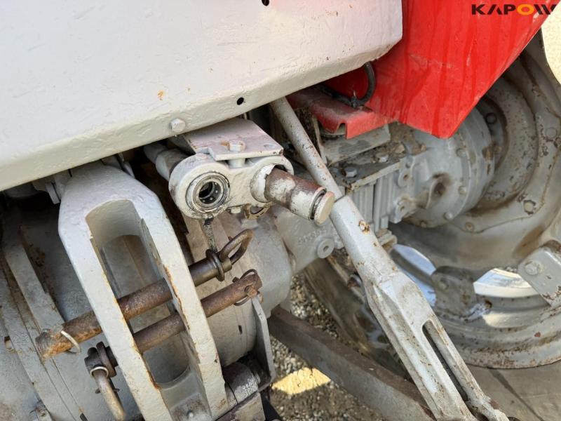 Massey Ferguson 1080 tractor 36