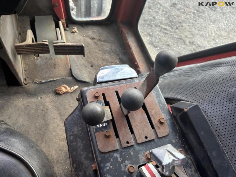 Massey Ferguson 1155 tractor 34
