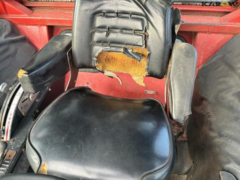 Massey Ferguson 1155 tractor 48