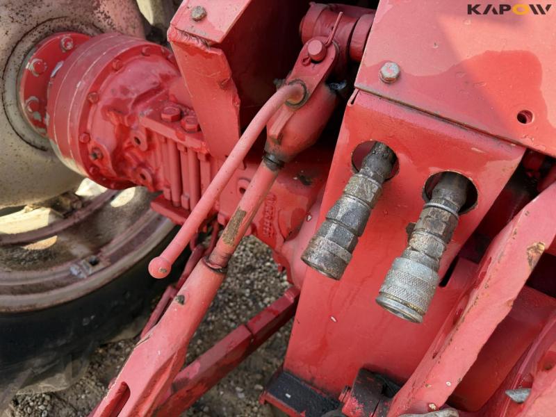 Massey Ferguson 1200 tractor 29