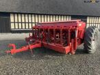 Massey Ferguson 130 seed drill 1