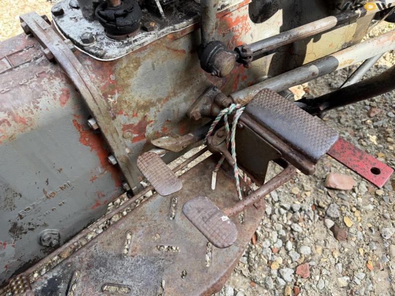 Massey Ferguson 135 Multi Power tractor 22