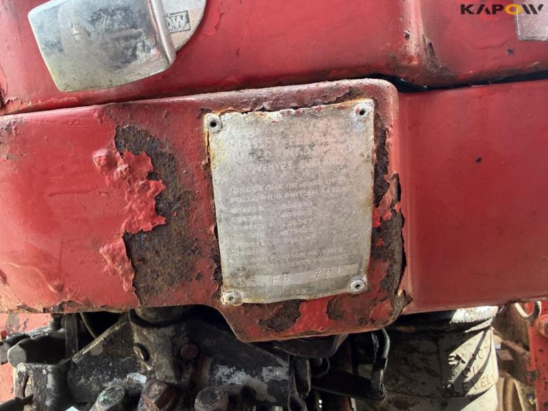 Massey Ferguson 135 Multi Power tractor 32