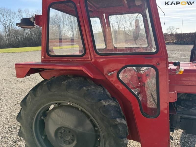 Massey Ferguson 135 tractor 20