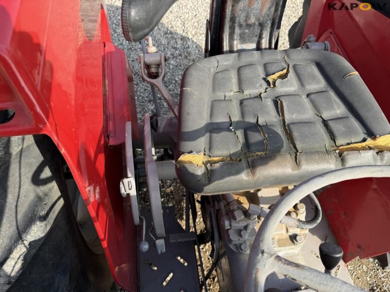 Massey Ferguson 135 tractor 28