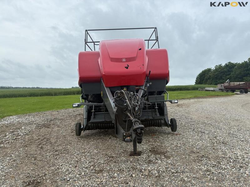 Massey Ferguson 2190 baler with trailer 2