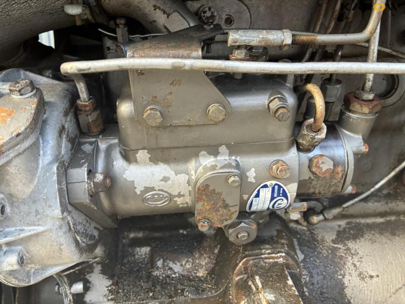 Massey Ferguson 235 tractor 8