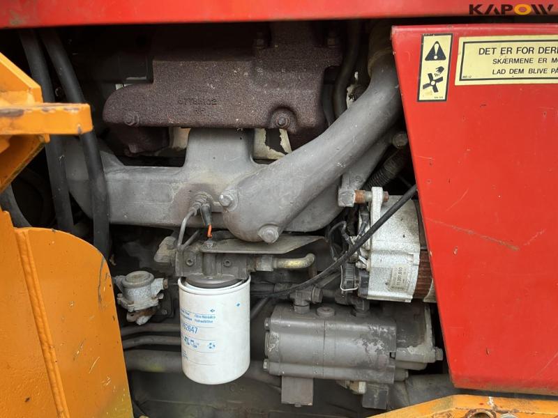 Massey Ferguson 390 tractor with arm mower 20