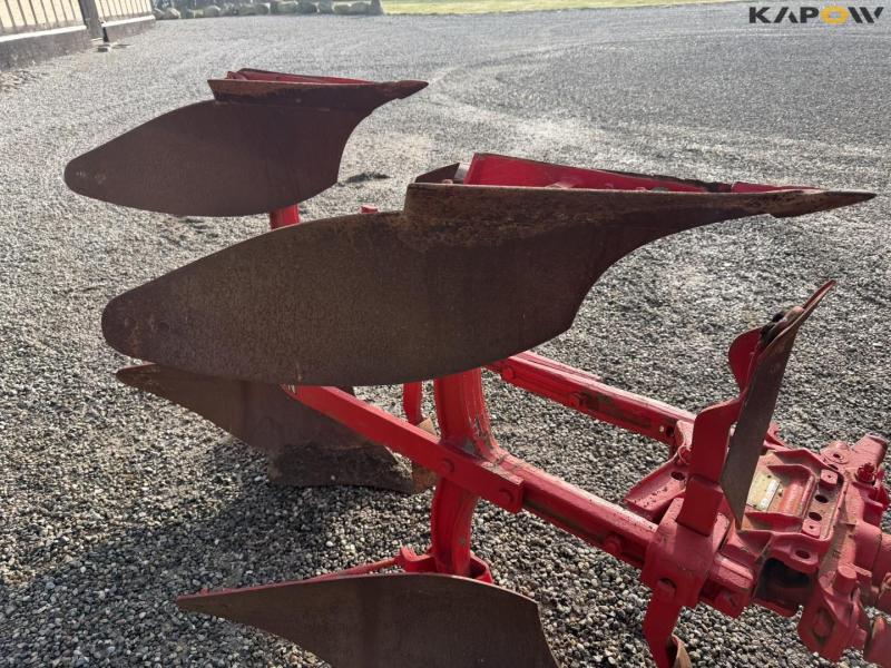 Massey Ferguson 46 plow 25