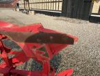 Massey Ferguson 46 plow 12