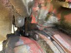 Massey Ferguson 590 tractor 35