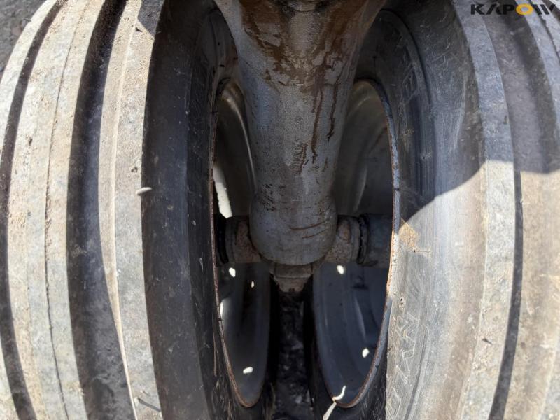 Massey Ferguson 65 tractor - American model 14