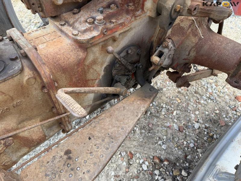 Massey Ferguson 65 tractor - American model 33