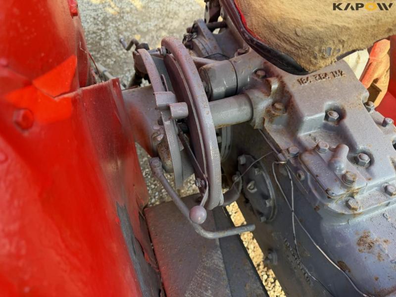 Massey Ferguson 65 tractor 27