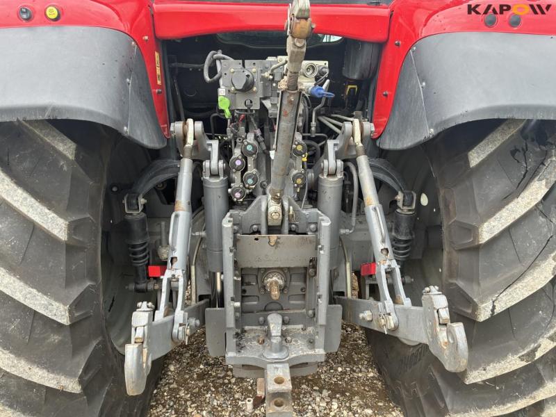 Massey Ferguson 6715S Dyna-6 tractor 23