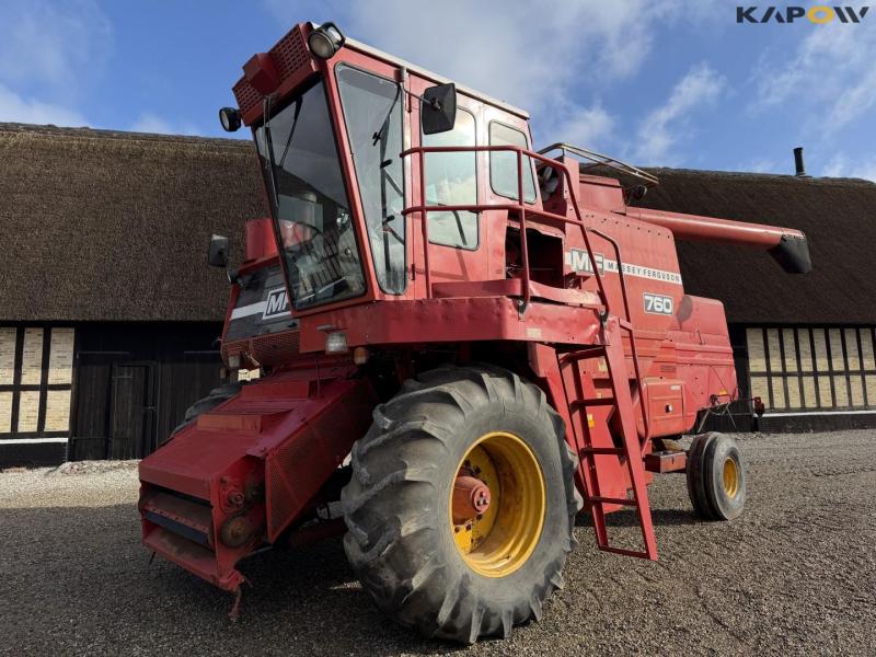 Massey Ferguson 760 combine harvester 1