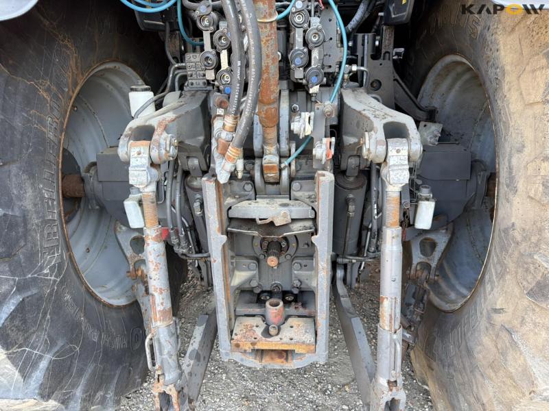 Massey Ferguson 8690 tractor with front loader 29