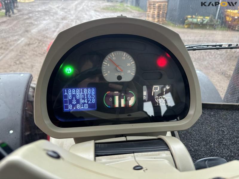 Massey Ferguson 8690 tractor 47